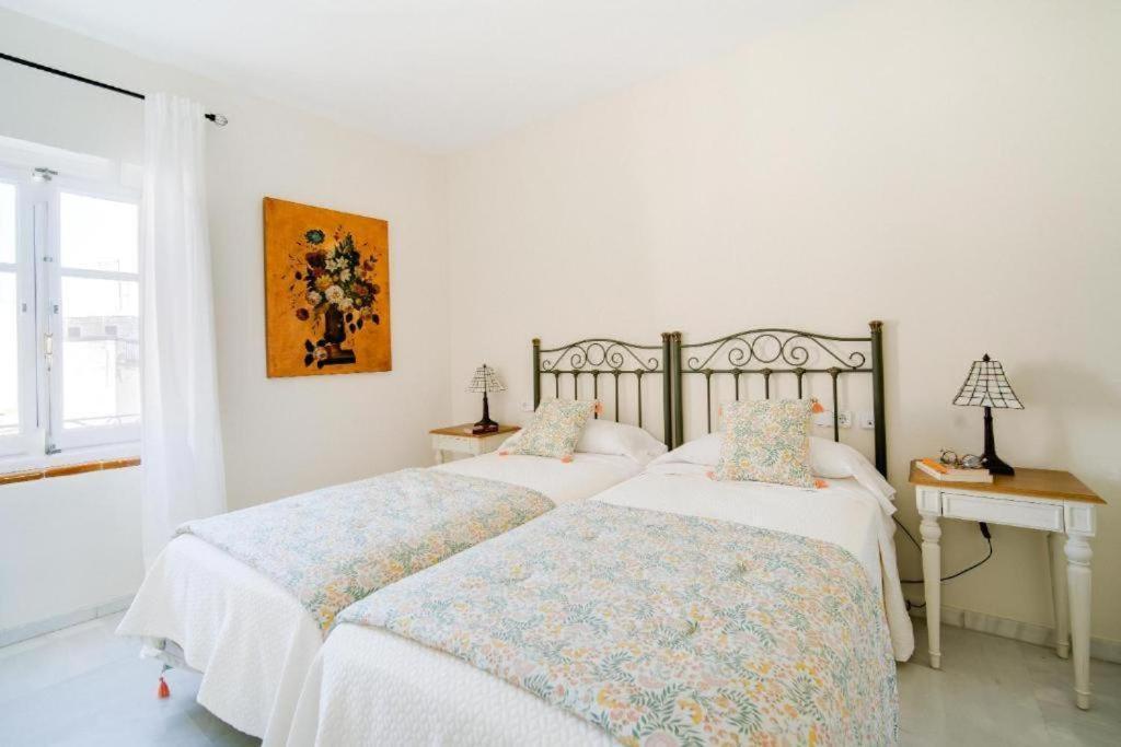 San Pablo Premium Suites Seville Exterior photo