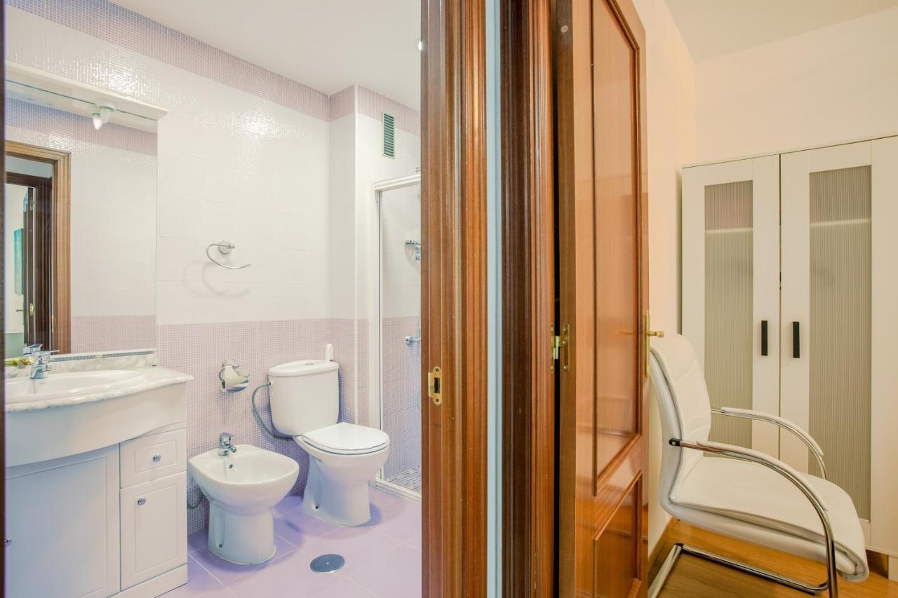 San Pablo Premium Suites Seville Exterior photo